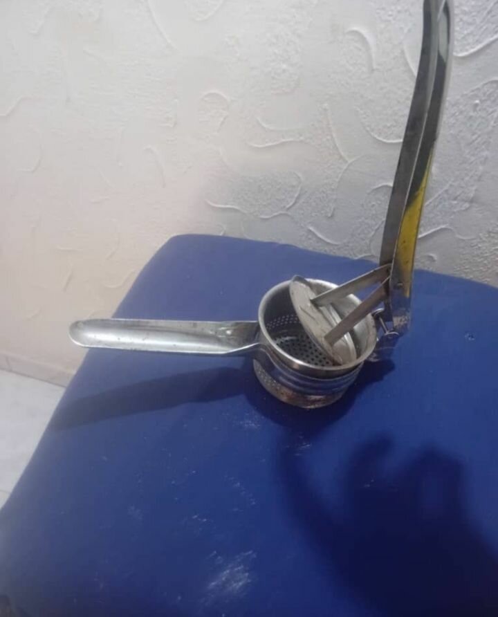 Presse-purée manuel en acier inoxydable