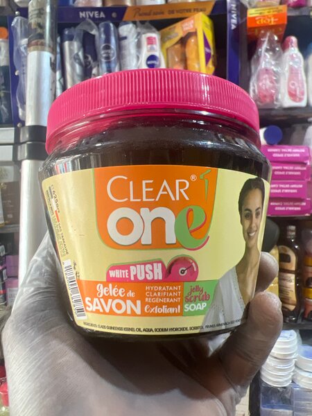 Clear One Savon Noir