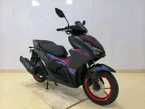 Scooter sportif moderne