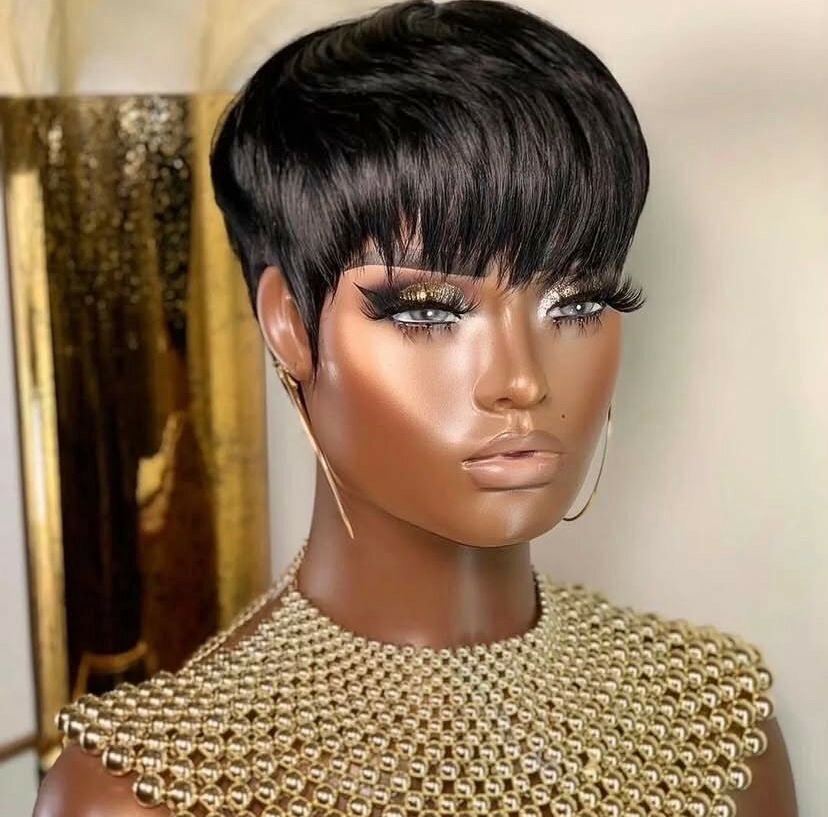 Perruque courte dentelle