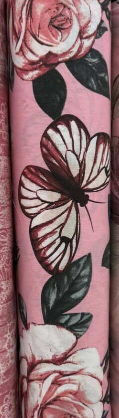 Рулон красивой узорчатой ткани Ранфорс