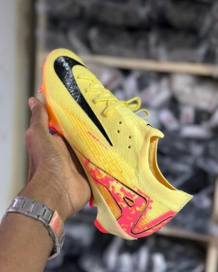 Chaussures de football Nike Phantom