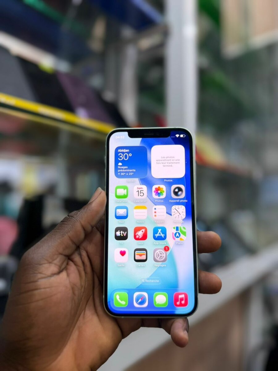 iPhone 12 64Gi vert 2nd main