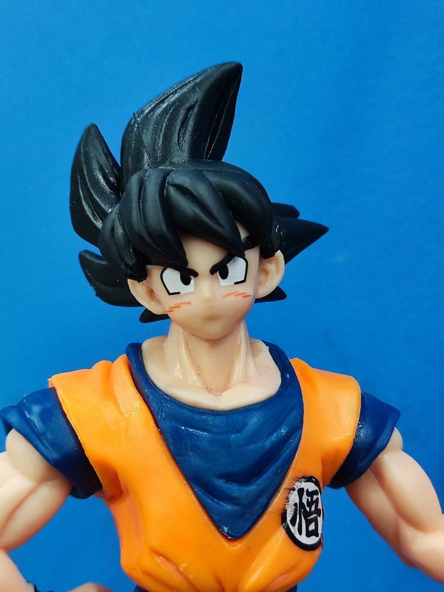 Goku Action Figure - Dragon Ball Super - 20cm