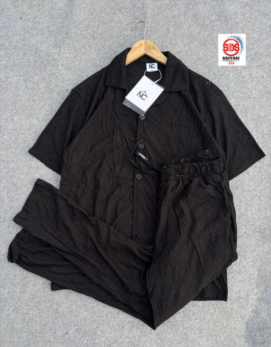 Chemise et Pantalon Noir Élégant
