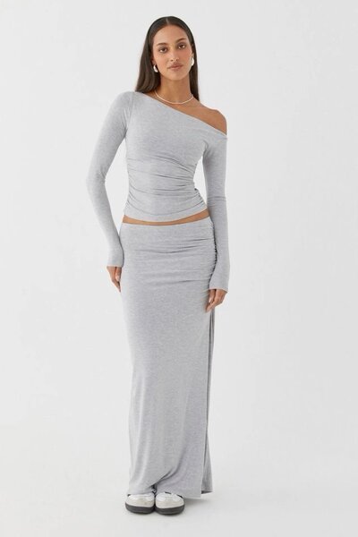 Robe longue asymétrique grise