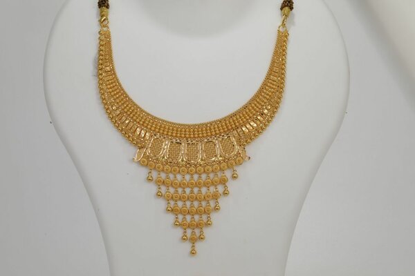Ladies Necklace