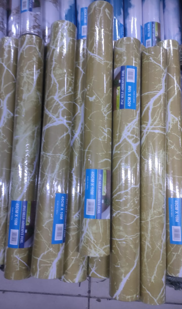 Papier peint adhésif