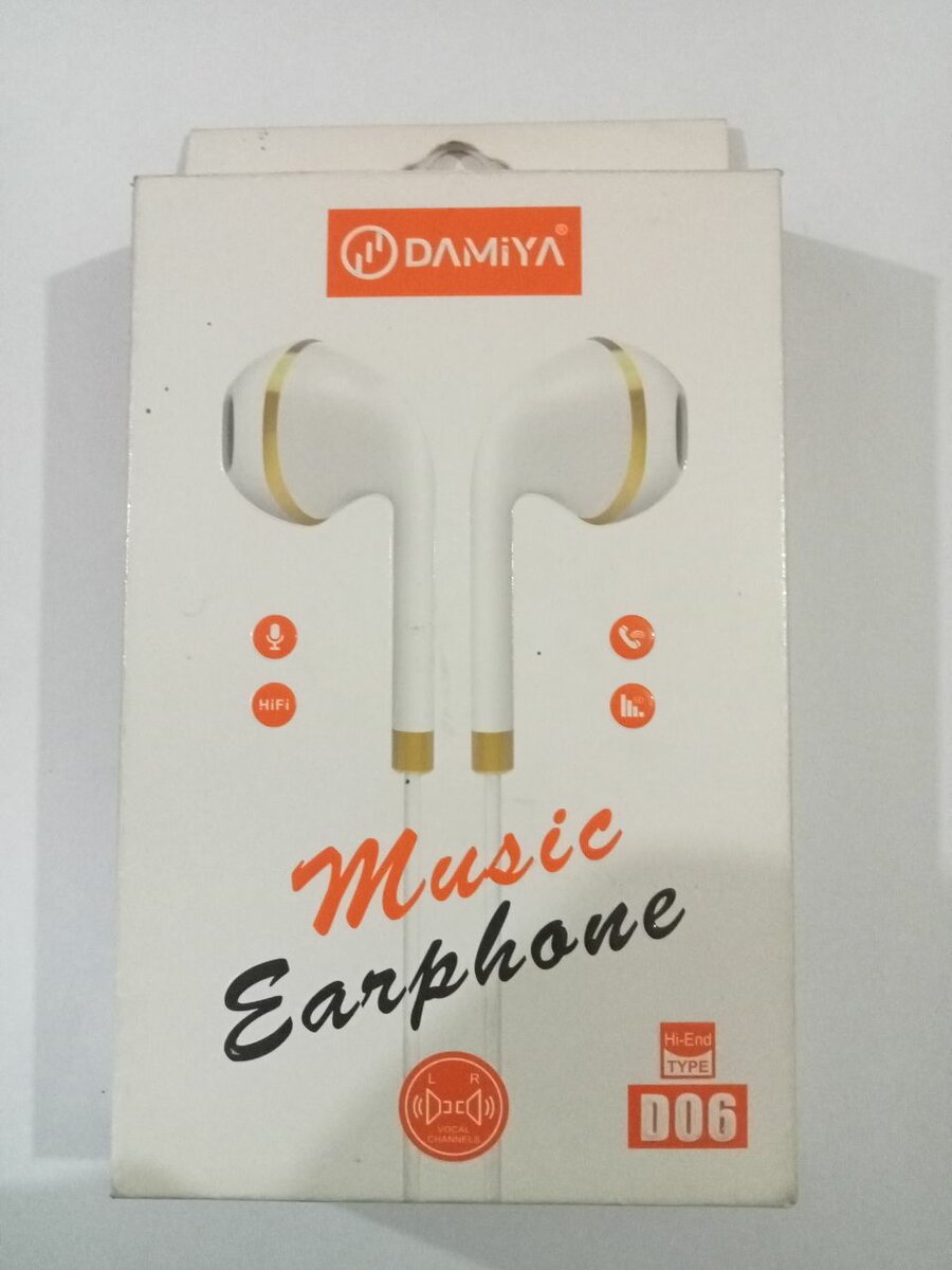 Earphone