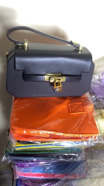 Sac à main élégant noir