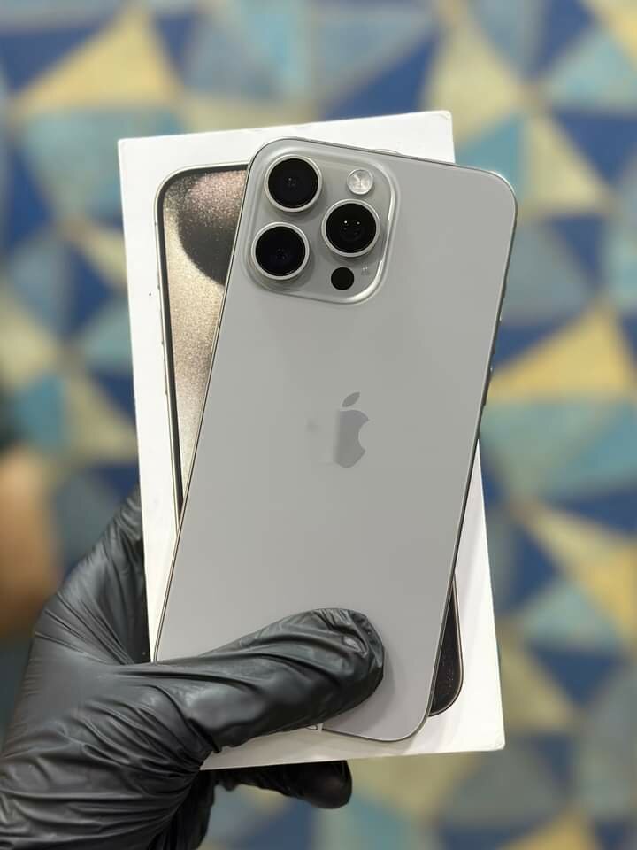 IPHONE 15 PRO MAX