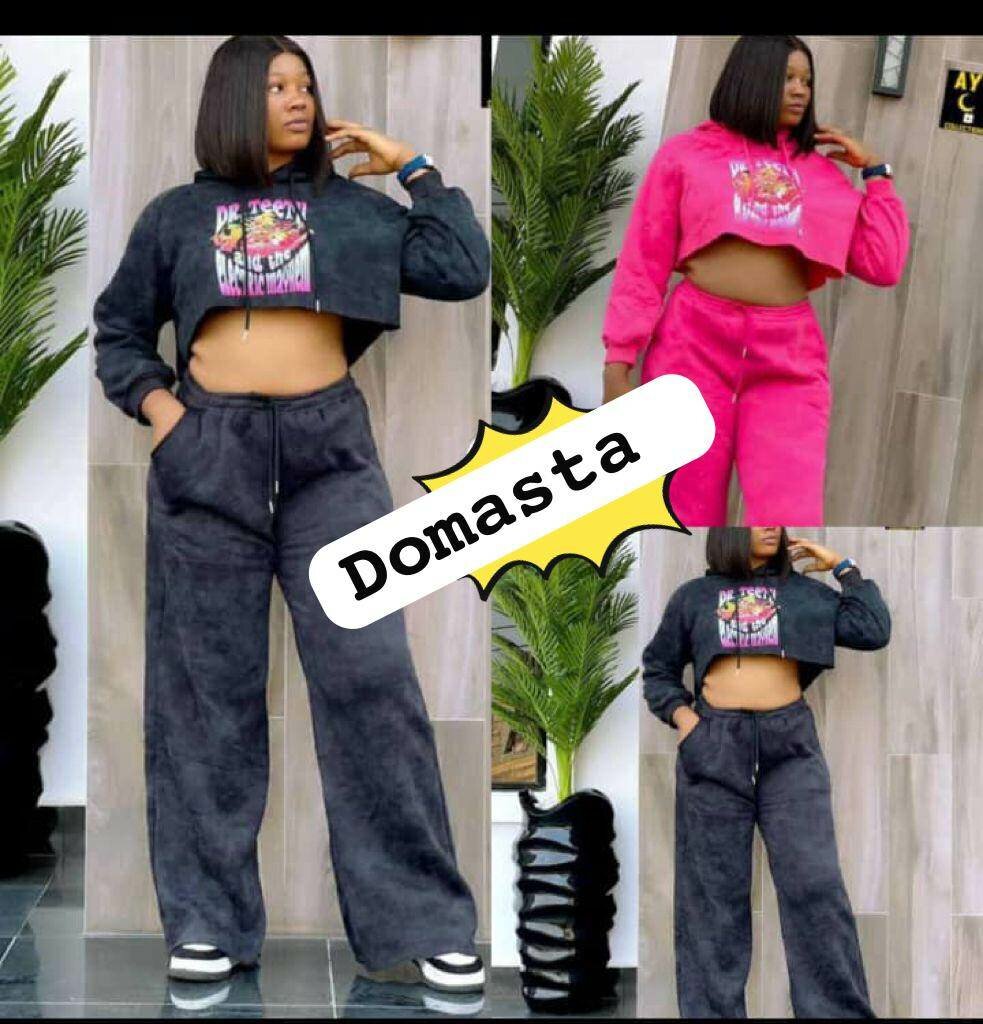 Ensemble jogging femme moderne