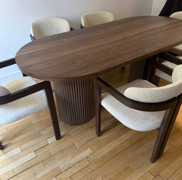 Table à dîner moderne bois