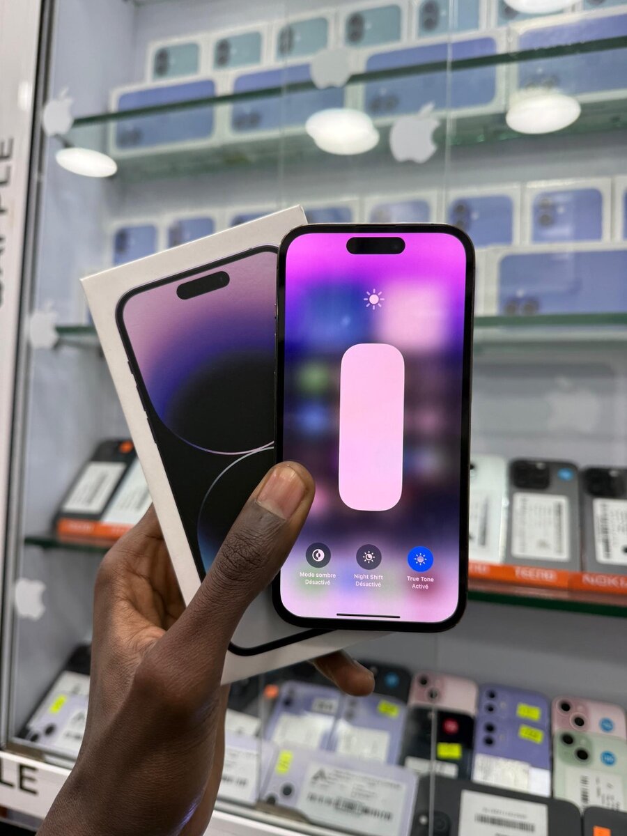 14 Pro 128go avec carton