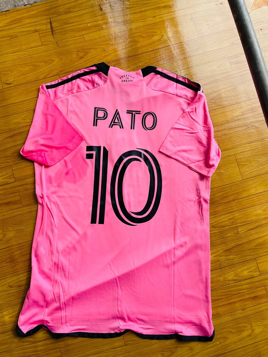 CLUB FOOTBALL JERSEYS