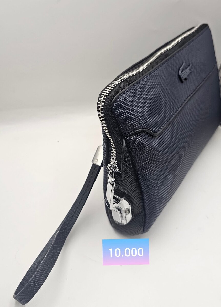 Pochette en cuir noir élégante