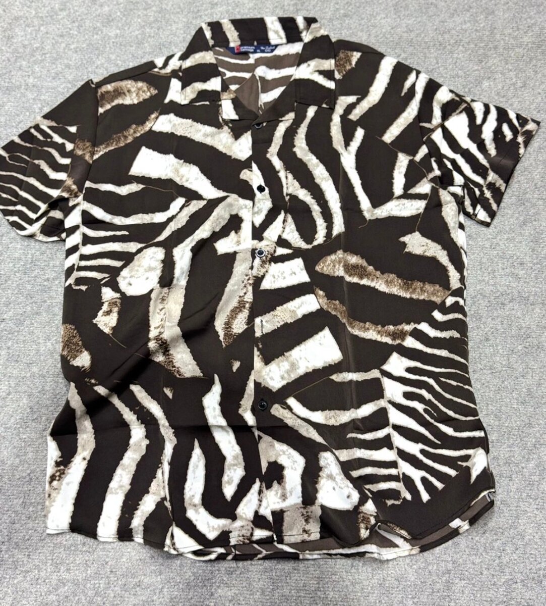 Chemise tropicale à imprimé