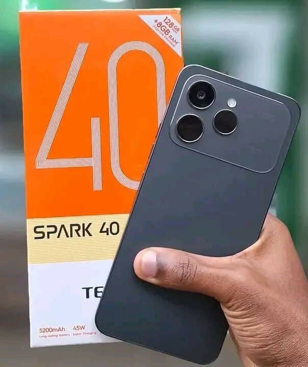 TECNO SPARK 40