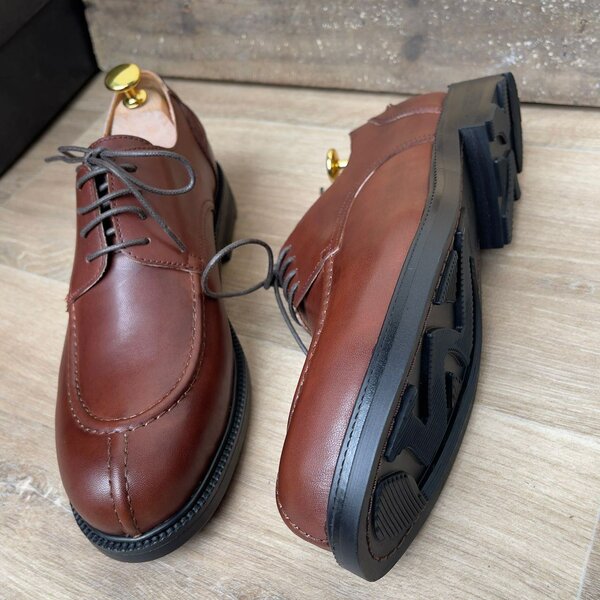 Chaussures derby en cuir élégantes