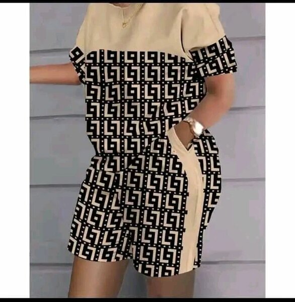 Robe courte imprimée pour femme