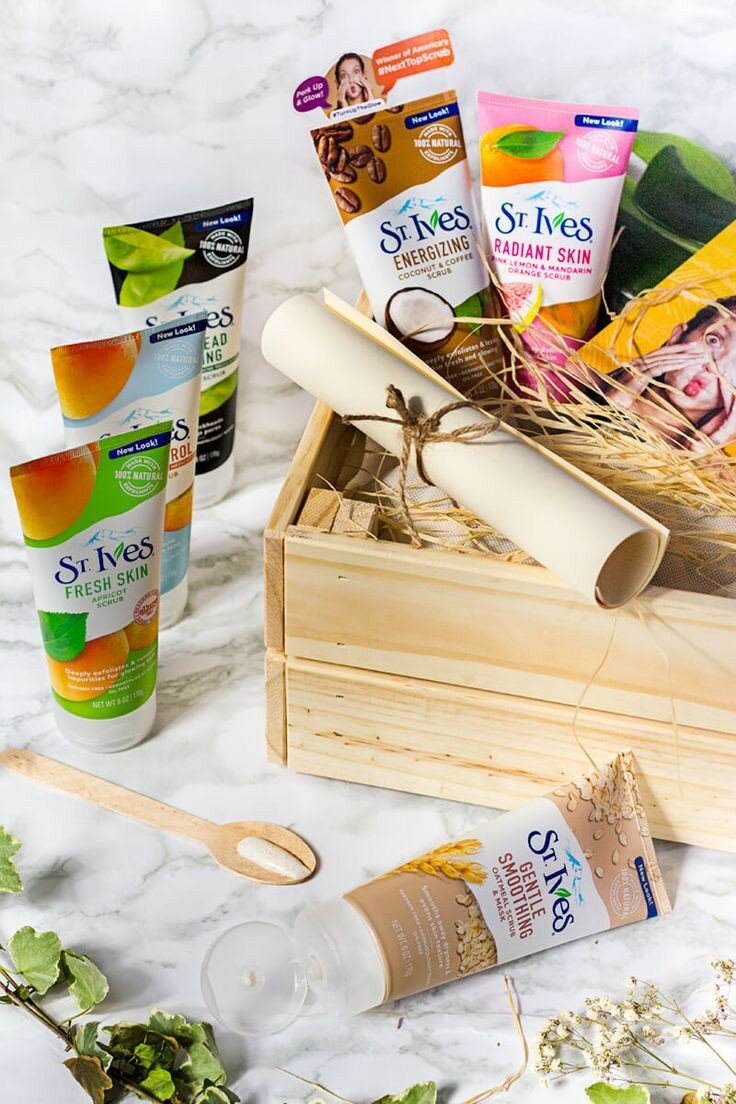 St Ives facial scrub