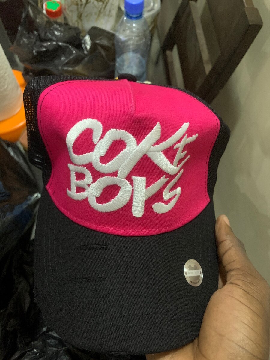 Casquette Trucker "Dream Bigger"