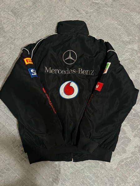 Гоночная куртка Мерседес