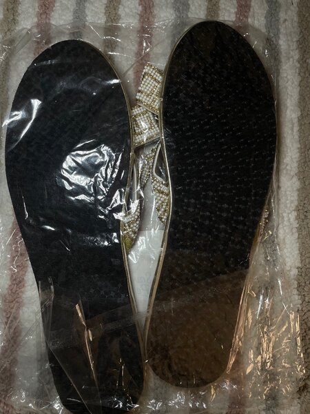 Sandales élégantes perlées