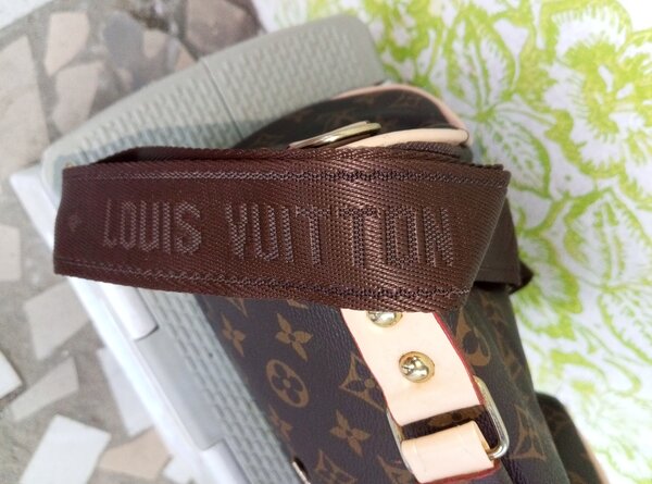 Sac Bandoulière Louis Vuitton