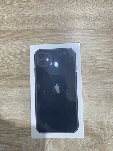 iPhone 11 64GB Locked