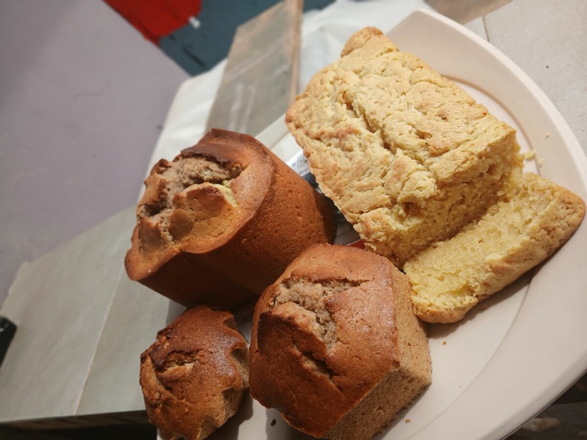 Cakes ,pastries and bread