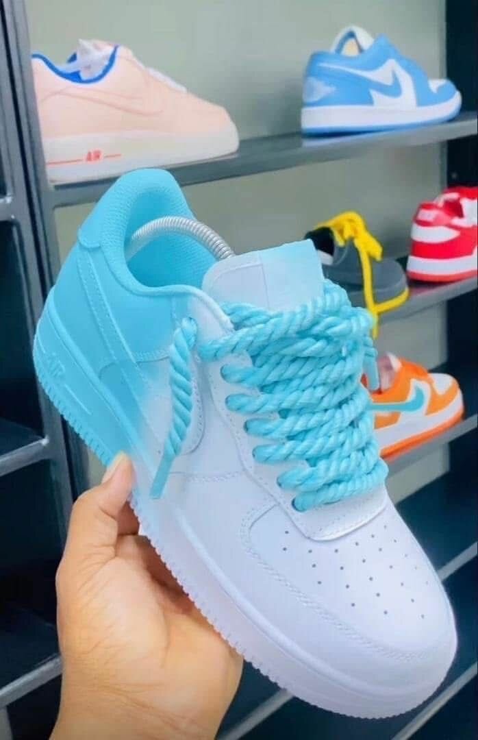 Baskets tendance en cristal