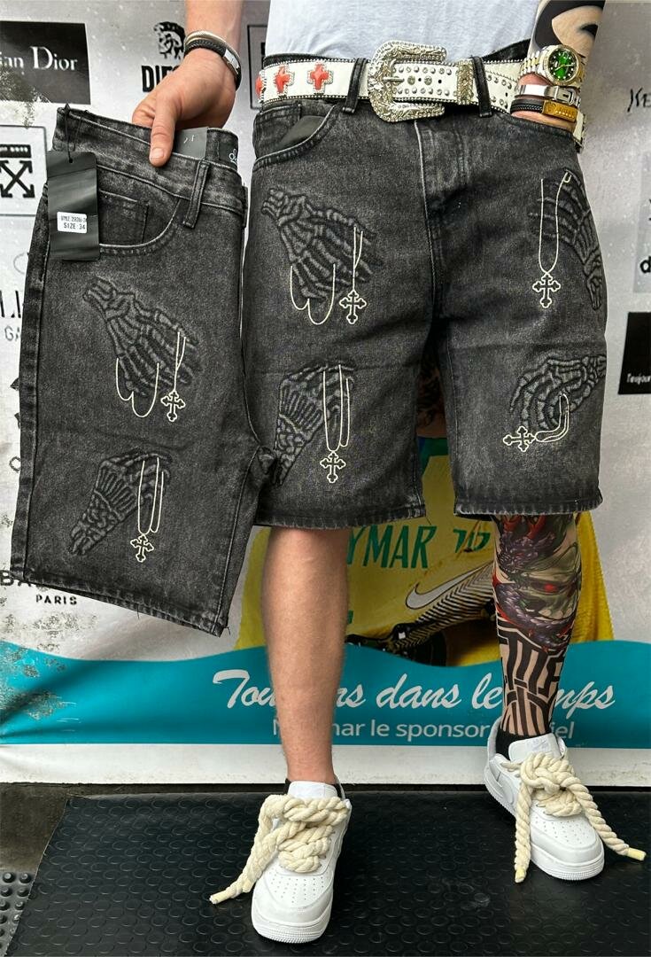 Shorts en denim brodés