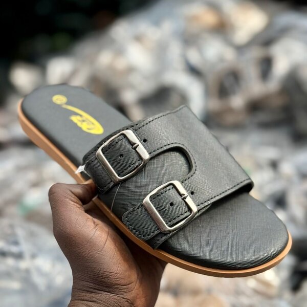 Sandales en cuir pour homme