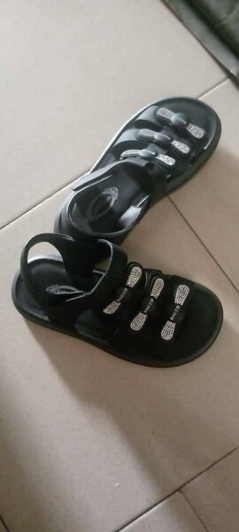 Sandales Enfant Élégantes