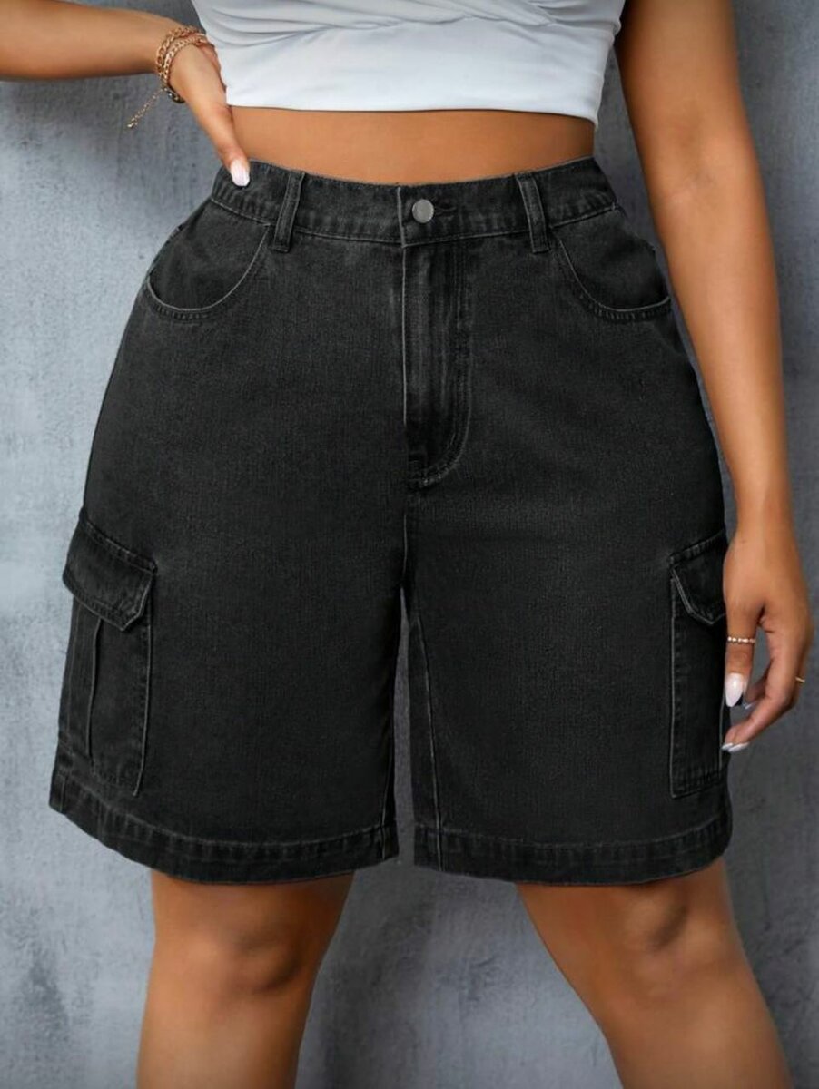 Shorts en jean noir cargo