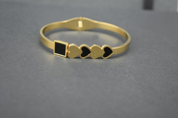 Stainless steel bracelet