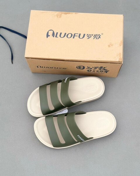 Claquettes confortables LUOFU