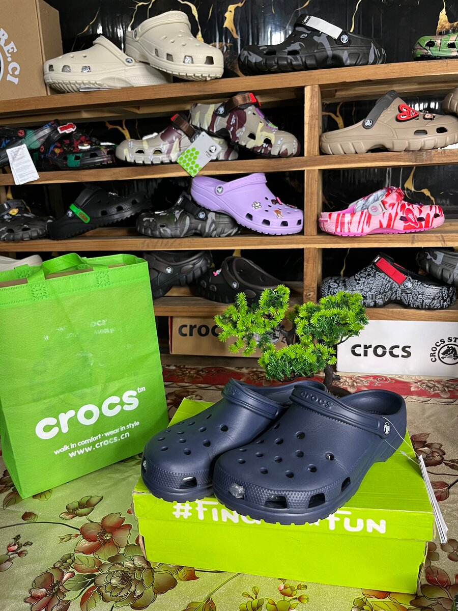 NOUVEAU CROCS CLASSIC
