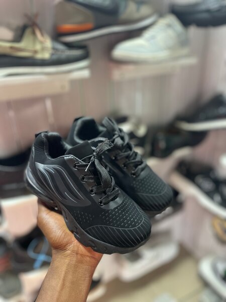 Chaussures de course noires