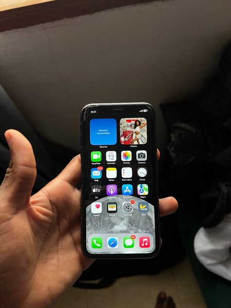 iPhone 11