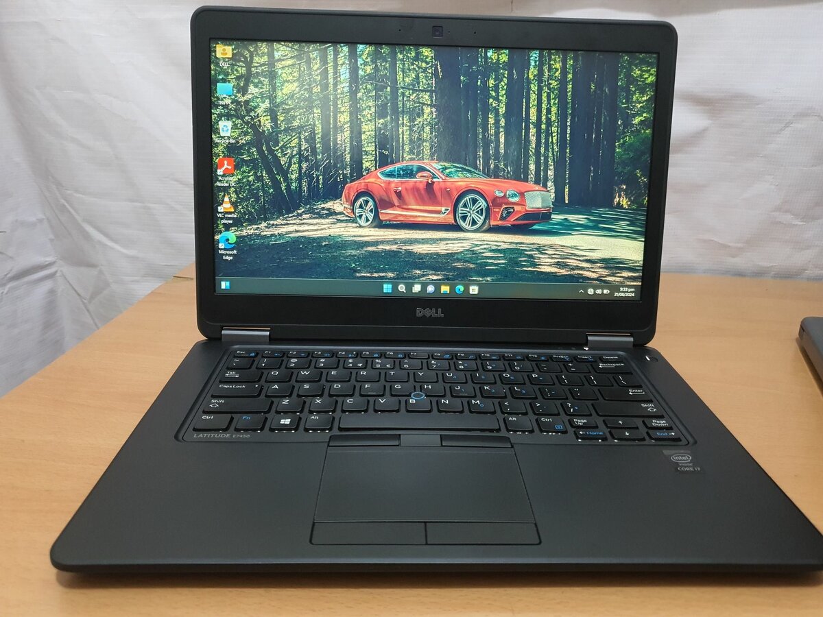 LATITUDE E7450