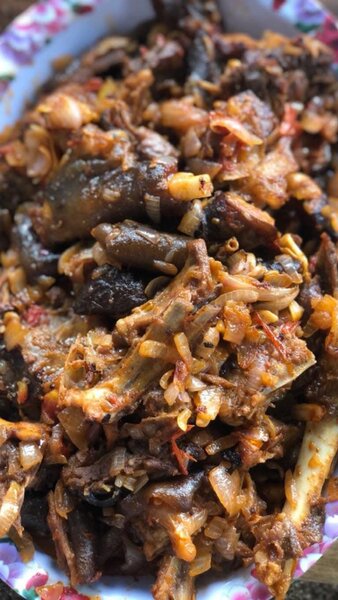 Cabri sauté et soupe