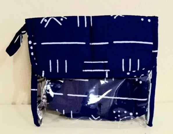 Ensemble de trousses ethniques