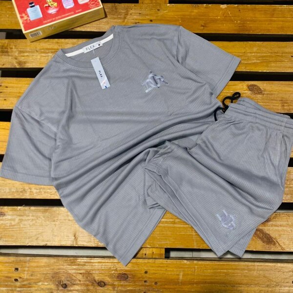 2 piece in different colors and sizes