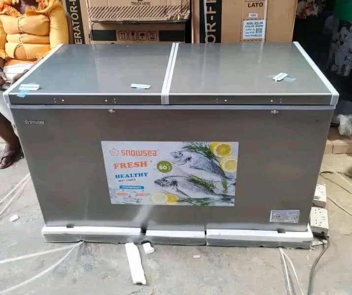 CHEST FREEZER 150 Liters