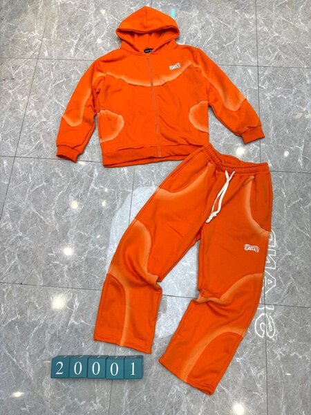 Ensemble sport orange vibrant