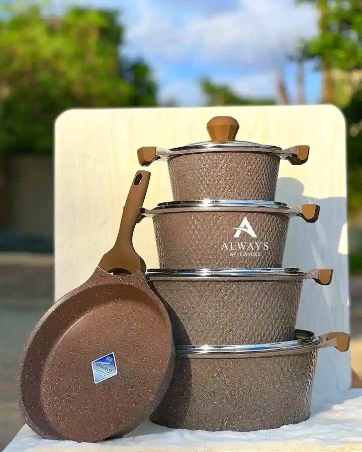 Non Stick Cooking Pot