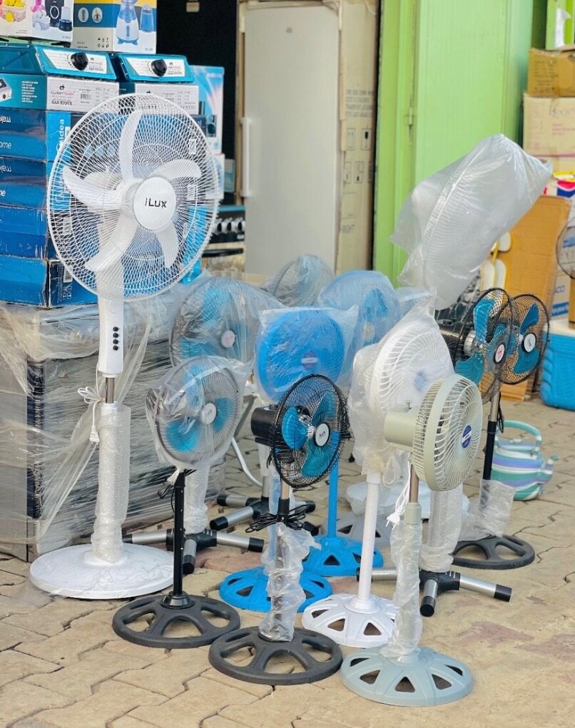 Ventilateur sur pied réglable