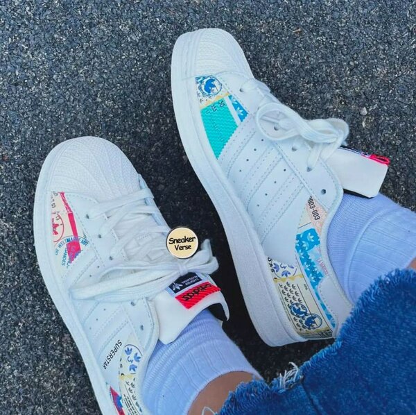 Sneakers colorés en édition limitée